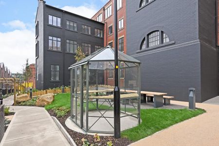 2 bedroom flat to rent - Photo 4