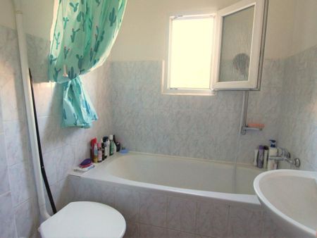 Pronájem bytu 2+kk 52 m2 - Fotografie 4