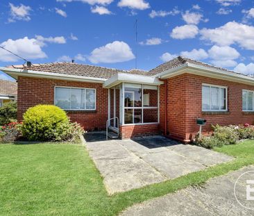 39 Hawthorn Grove, Wendouree, Vic 3355 - Photo 6