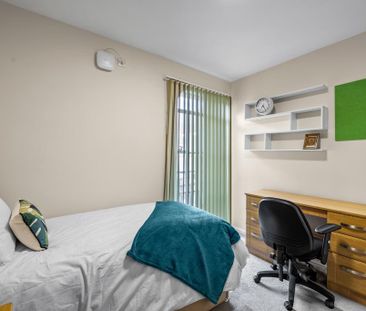 1 bedroom in a house share to rent - Photo 4