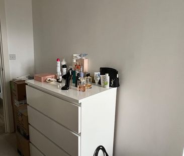 Room in a Shared Flat, Salcombe Court, E14 - Photo 4