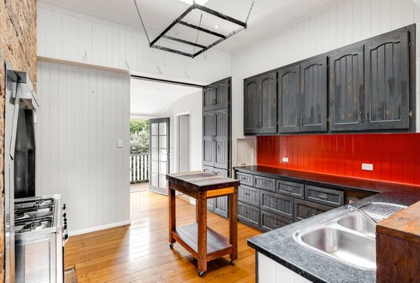 60 Herries Street, East Toowoomba QLD 4350 - House For Rent | Domain - Photo 1