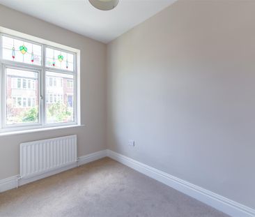 3 bed flat to rent in Shaftesbury Grove, Newcastle Upon Tyne, NE6 - Photo 4