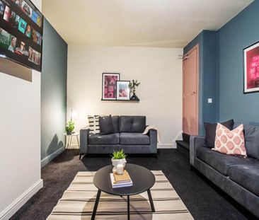 Sunny Grove (room 1), Morley, Leeds - Photo 2