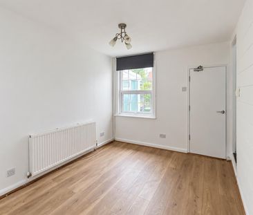 21 Mount Road, Braintree, CM7 3JB - Photo 3