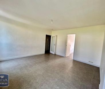 Location Appartement 3 pièces 54m² ST ETIENNE 42100 - Photo 4