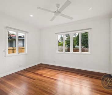 Charming Family Home In Prime Location - Photo 3