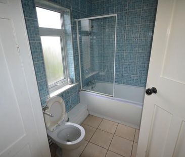 4 bedroom semi-detached house to rent - Photo 1