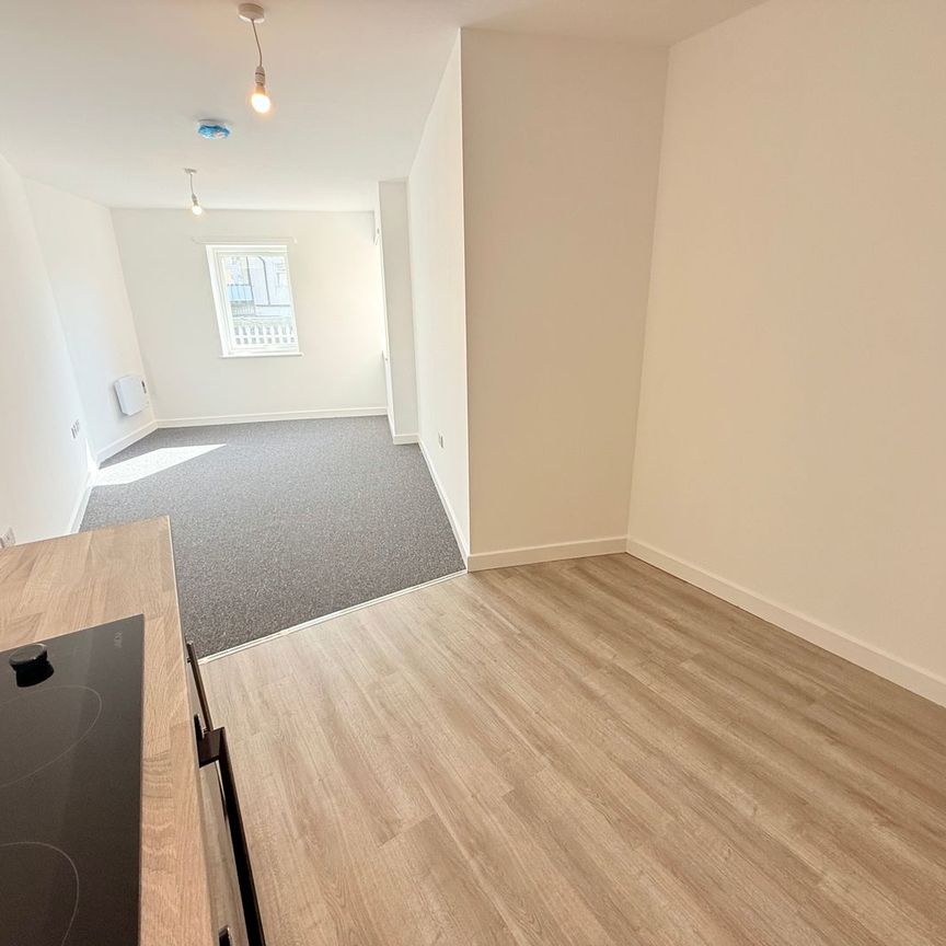 Madeira Road, Weston Super Mare - Photo 1