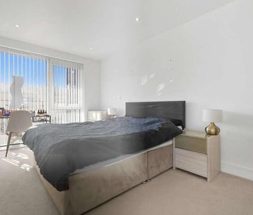 Silverworks Close, London, NW9 - Photo 5