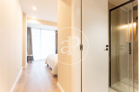 Apartment for rent on Compte d’Urgell Street (Eixample Esquerra) - Photo 5
