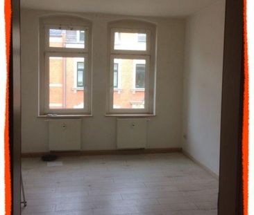 2-Zimmer-Wohnung mit BALKON und Einbauküche in Zwickau-Nordvorstadt... - Photo 1