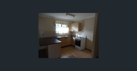 NEAT & TIDY UNIT - Photo 4