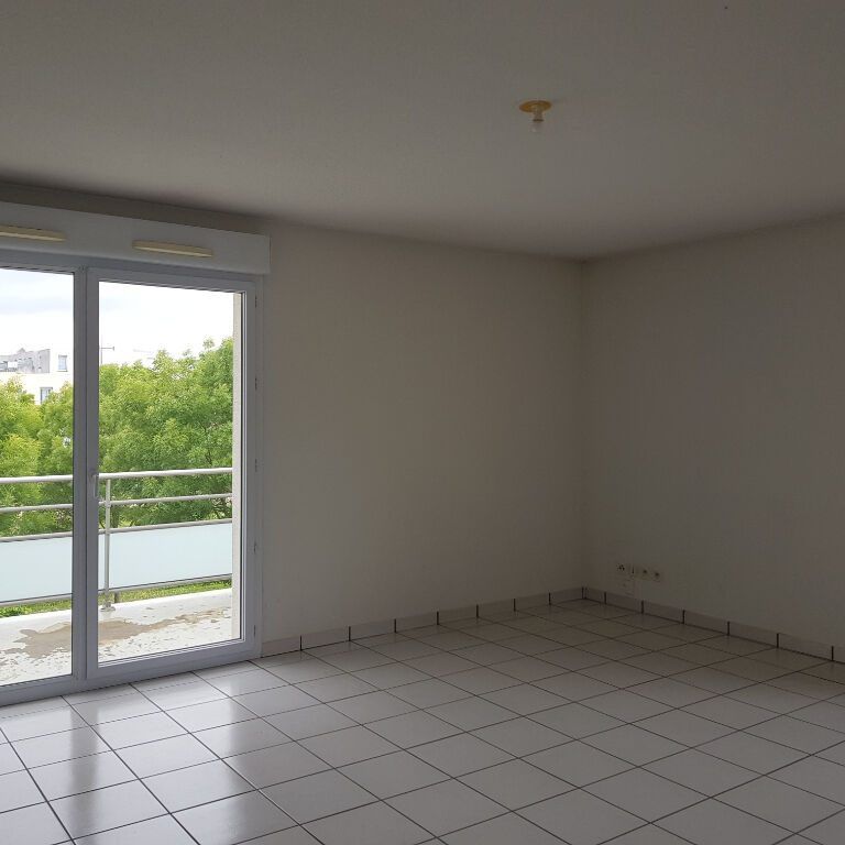 " LE DANTON " - Location Appartement poitiers : 70.21 m2 - Photo 1