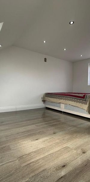 1 bedroom in a house share to rent - Photo 1