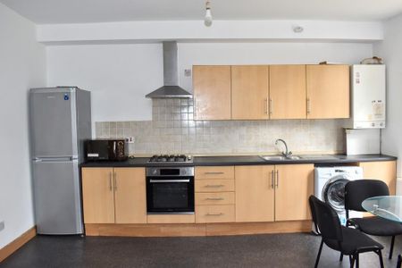 4 bedroom apartment to rent - Photo 5