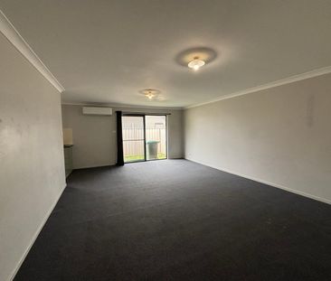 Two Bedroom Semi-Detached Townhouse with Single Garage - Photo 1