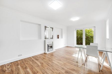 3 bedroom flat to rent - Photo 2