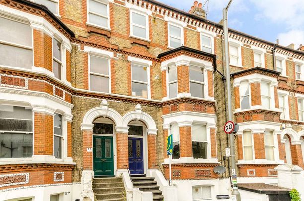 1 bedroom flat to rent - Photo 1