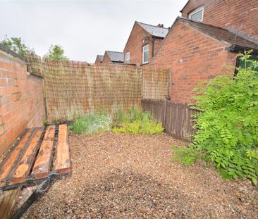 141 Derby Road, Belper, Derbyshire, DE56 1UX - Photo 1