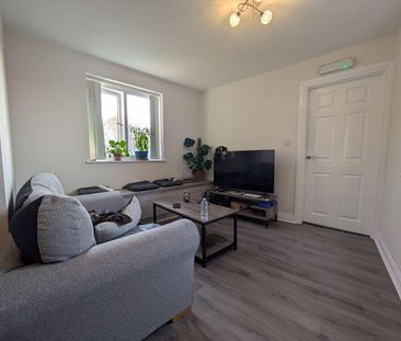 5 bedroom flat to rent - Photo 5