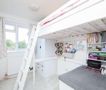 College Road, Horsham, RH13 - Photo 4