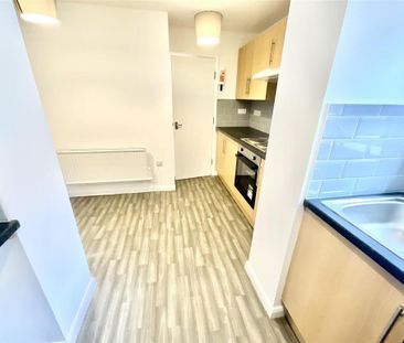 1 bedroom property to rent - Photo 4
