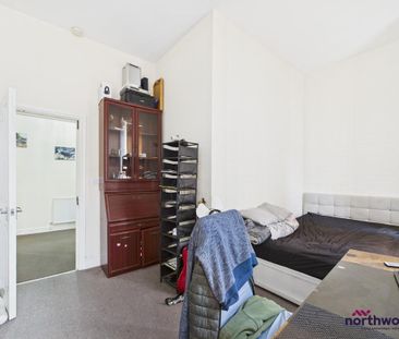3 bedroom apartment to rent - Photo 1
