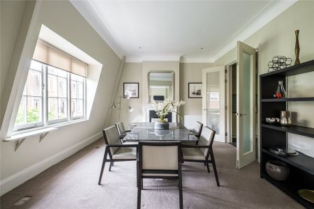 Sloane Court East, London, SW3 flat to rent - Photo 2