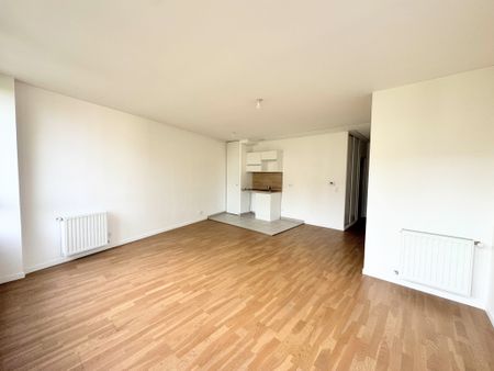 Location non meublée – Hyper Centre Rueil-Malmaison – - Photo 3