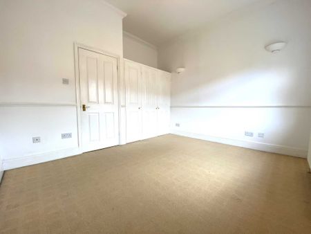 Kirbys Lane, Canterbury - Photo 3