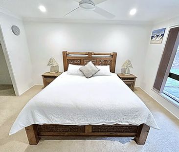 Spacious, Fully Furnished Home - Photo 2