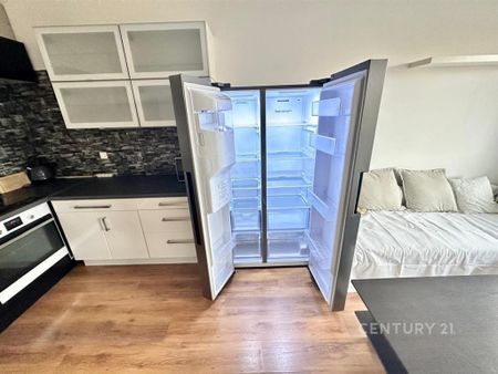 Pronájem bytu 2+kk 44 m2 - Fotografie 5