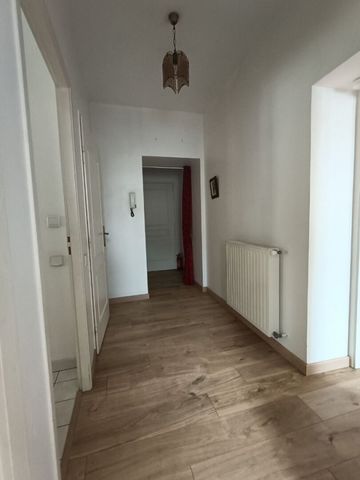 Appartement à louer F3 à Sarreguemines - Photo 5