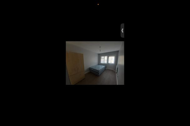 Room in a Shared House, Playgreen Way, SE6 - Photo 1