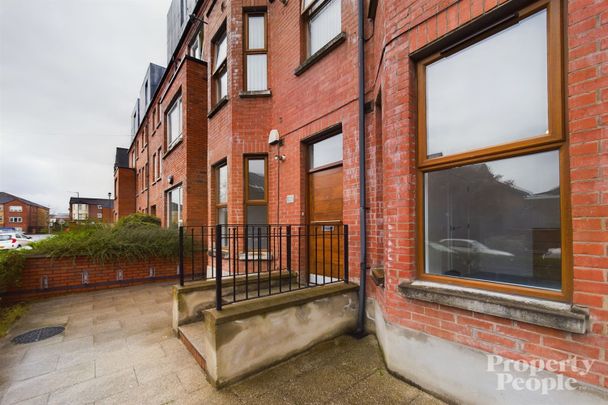 APT 1, 2 Brookhill Avenue, Belfast, BT14 6BS - Photo 1