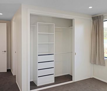 BEAUTIFUL FAMILY HOME WAITING FOR YOU! - Photo 2