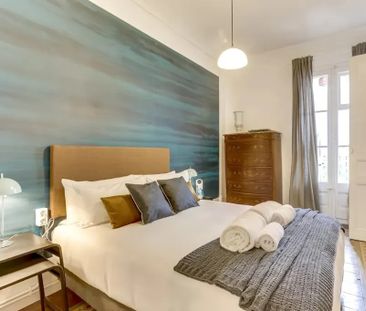 Carrer dAragó, Barcelona, Catalonia 08011 - Photo 3