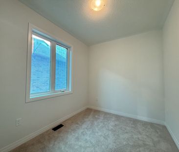 For Lease - 1034 Valhalla Terrace, Pickering, Ontario - Photo 3