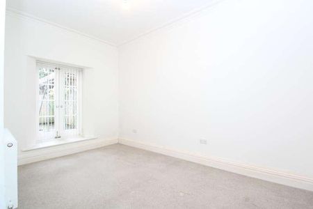 Upper Kewstoke Road, BS23 - Photo 2