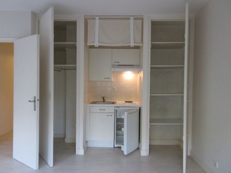 Studio 35 m² - 1 pièce - Le Chesnay Rocquencourt (78150) - Photo 2