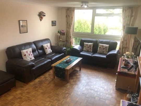 Stanstead Manor, Sutton, SM1 - Photo 1