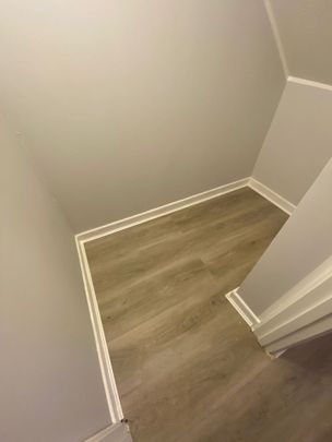 1 Bed Flat, Reynolds Close, SW19 - Photo 1