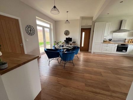 3 bedroom bungalow to rent - Photo 3