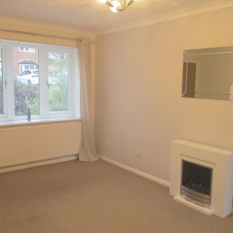 2 bedroom townhouse to rent - Photo 1