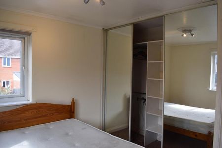 1 bedroom end of terrace house to rent - Photo 4