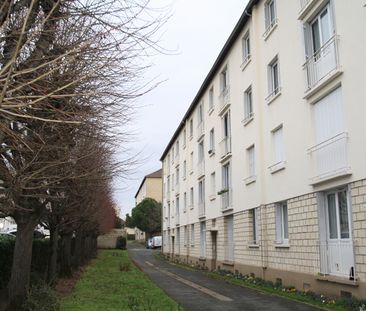 Location Appartement 4 pièces 62m² - Photo 5