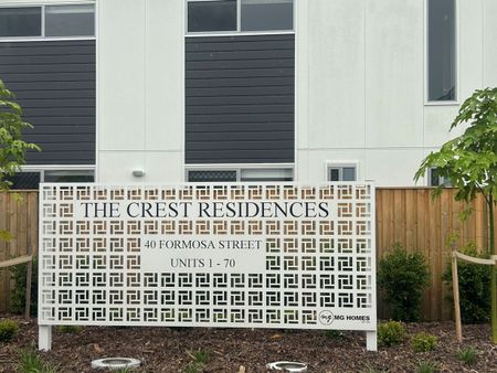 Boutique 3 bedroom Townhouses - Photo 2