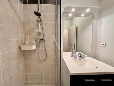 Location Appartement 1 pièce 27m² - Photo 4