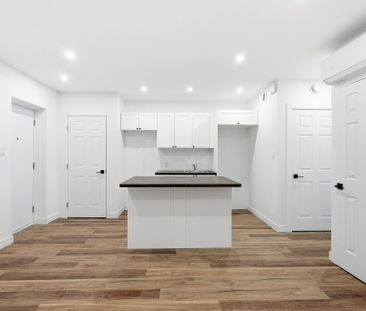 For Lease - 322 Frontenac Street Unit# B, Vanier and Kingsview Park... - Photo 3